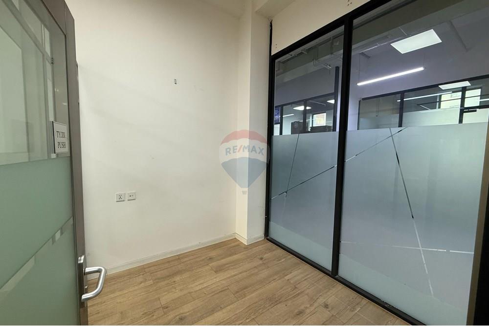 Commercial - Office - Khan-Uul, Mongolia - MN - att.RNxcP_pN9ez5Sfb0RIfOriym5ulG785P72OVRQclklk.JPG - 119012103-679