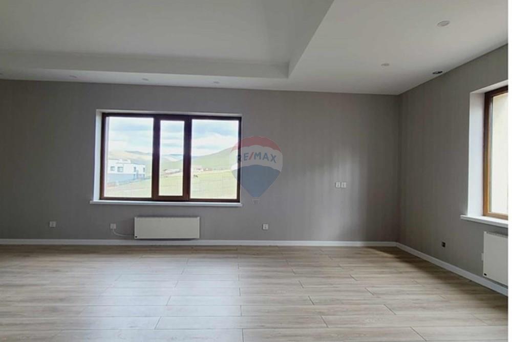 Residential - Townhouse - Khan-Uul, Mongolia - MN - a5402f73-733d-4ba4-99e4-25daf9774091.jpg - 119012247-95
