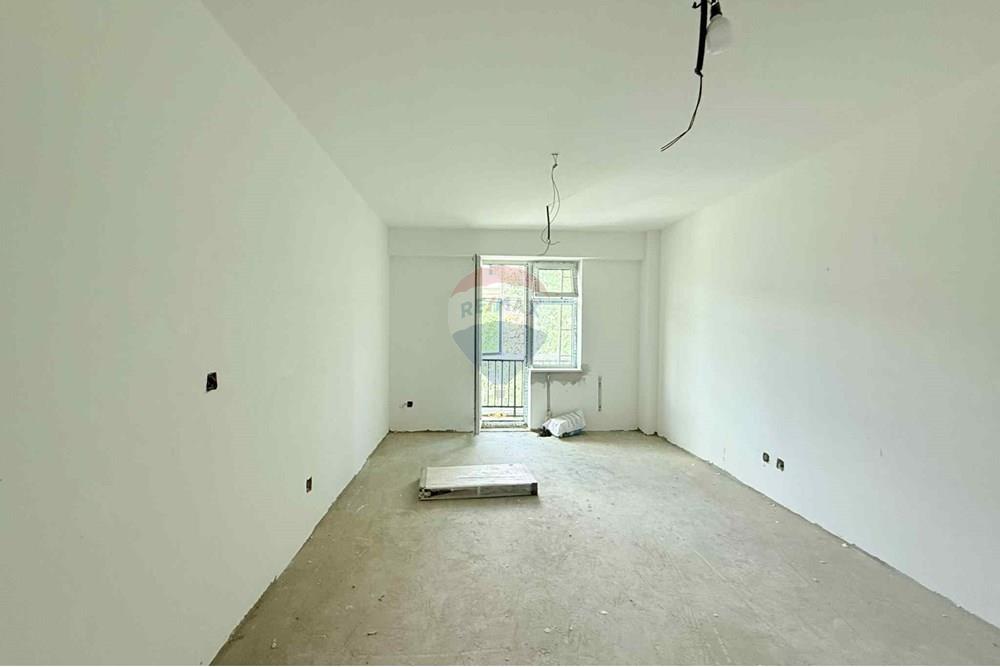 Residential - Whole apartment building - Bayangol, Mongolia - MN - 6.jpg - 119012298-100