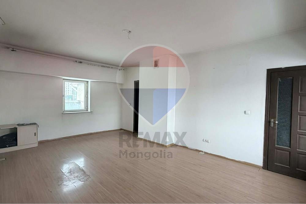 Residential - Parking - Bayanzurkh, Mongolia - MN - 102ee77d-32ca-4d67-ba7c-80af39f52b2a.jpg - 119012391-33