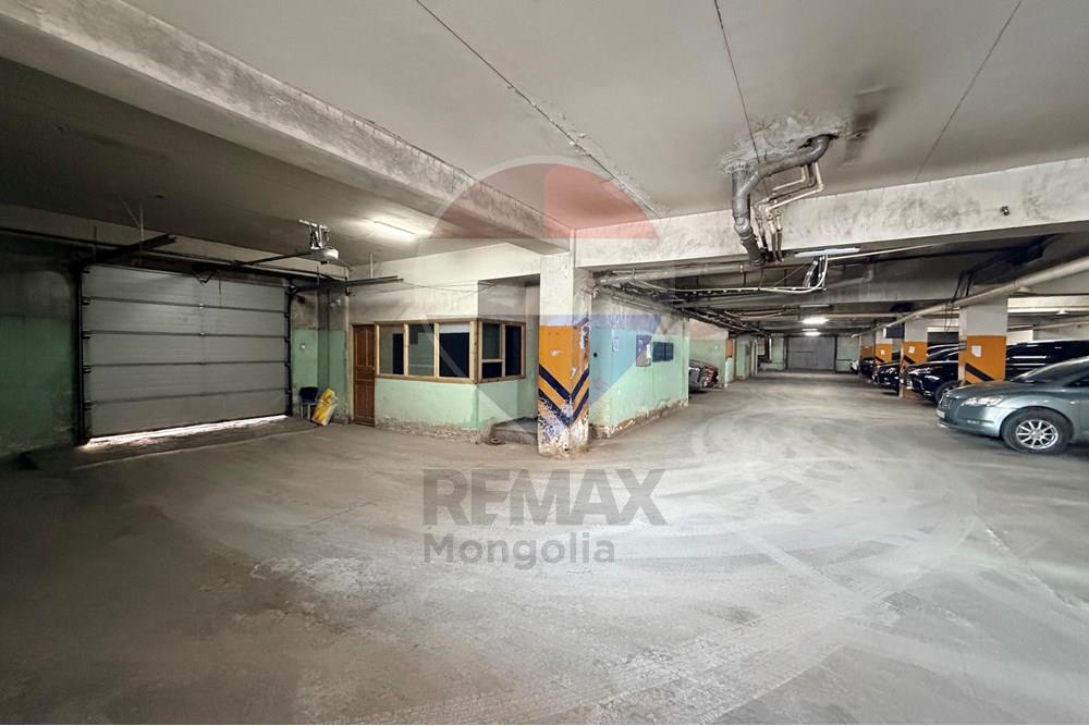 Résidentiel - Parking - Баянзүрх, Монгол - MN - IMG_9735.jpeg - 119012241-223