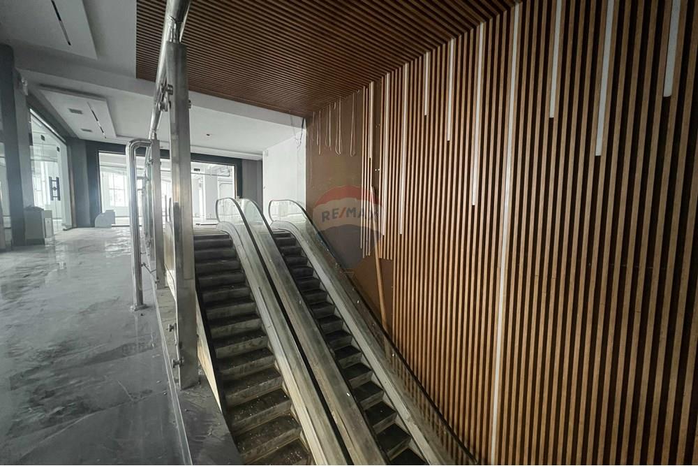 Comercial - Business - Баянзүрх, Монгол - MN - 70e53a65-5907-45b8-bad9-777f001826ea.jpg - 119012368-45