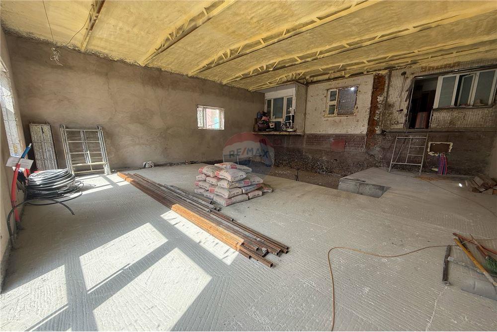 Commercial - Commercial/Retail - Bayangol, Mongolia - MN - 3 - 119012080-245