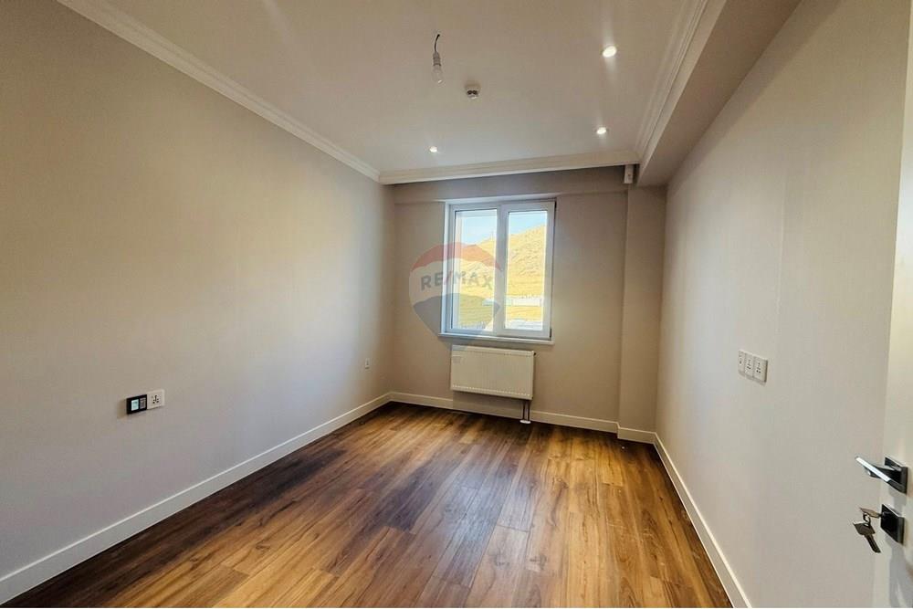 Residential - Condo/Apartment - Khan-Uul, Mongolia - MN - 19.jpg - 119012197-217