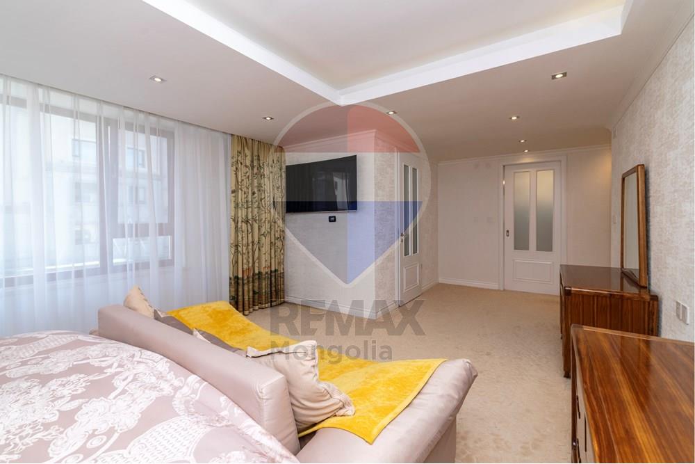 Residential - Duplex - Khan-Uul, Mongolia - MN - 0G0A4328.jpg - 119012206-317