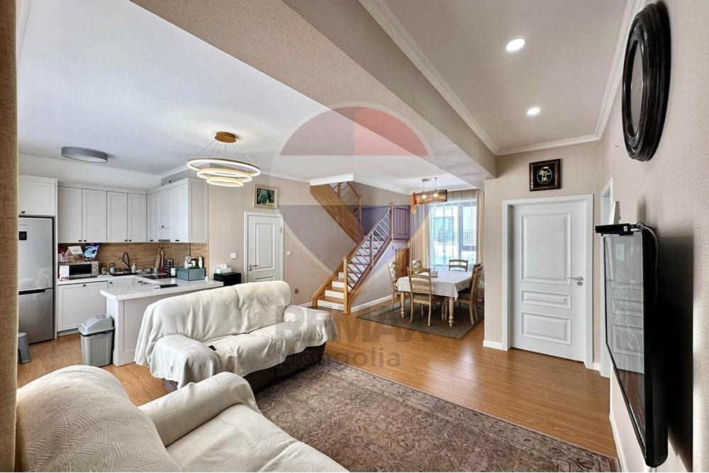 Residential - Two Level House - Bayanzurkh, Mongolia - MN - 607026124_1991179938278952_794156871466908195_n.jpg - 119012085-366