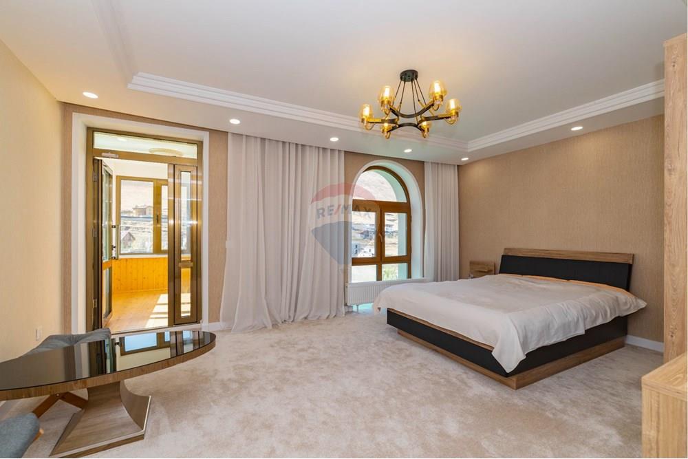 Residencial - Casa en dos niveles - Хан-Уул, Монгол - MN - Messenger_creation_ADAB8460-BED8-4868-AF66-C800B404DA7F.jpeg - 119012099-171