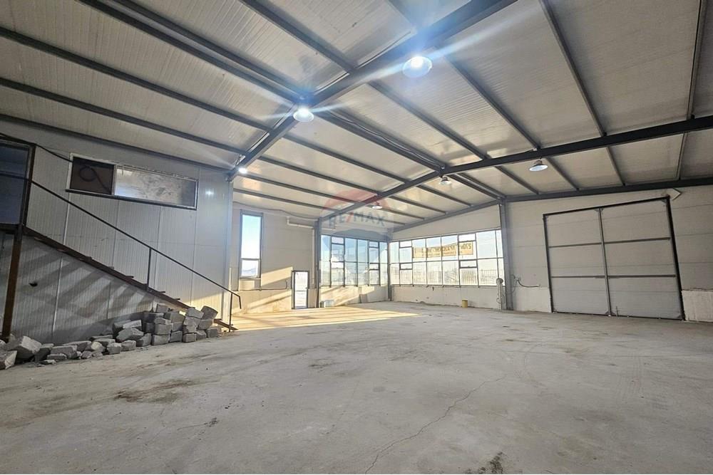 Commercial - Industrial - Songinokhairkhan, Mongolia - MN - IMG_1909.JPG - 119012362-93