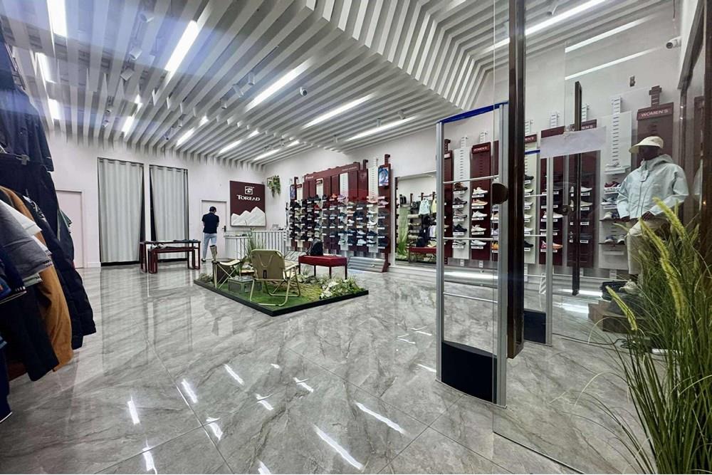 Commercial - Commercial/Retail - Khan-Uul, Mongolia - MN - 506306432_710302495052468_346139562652311050_n.jpg - 119012139-256