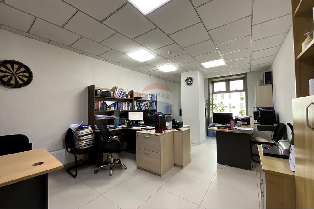 Commercial - Office - Bayanzurkh, Mongolia - MN - IMG_0199.jpeg - 119012413-154