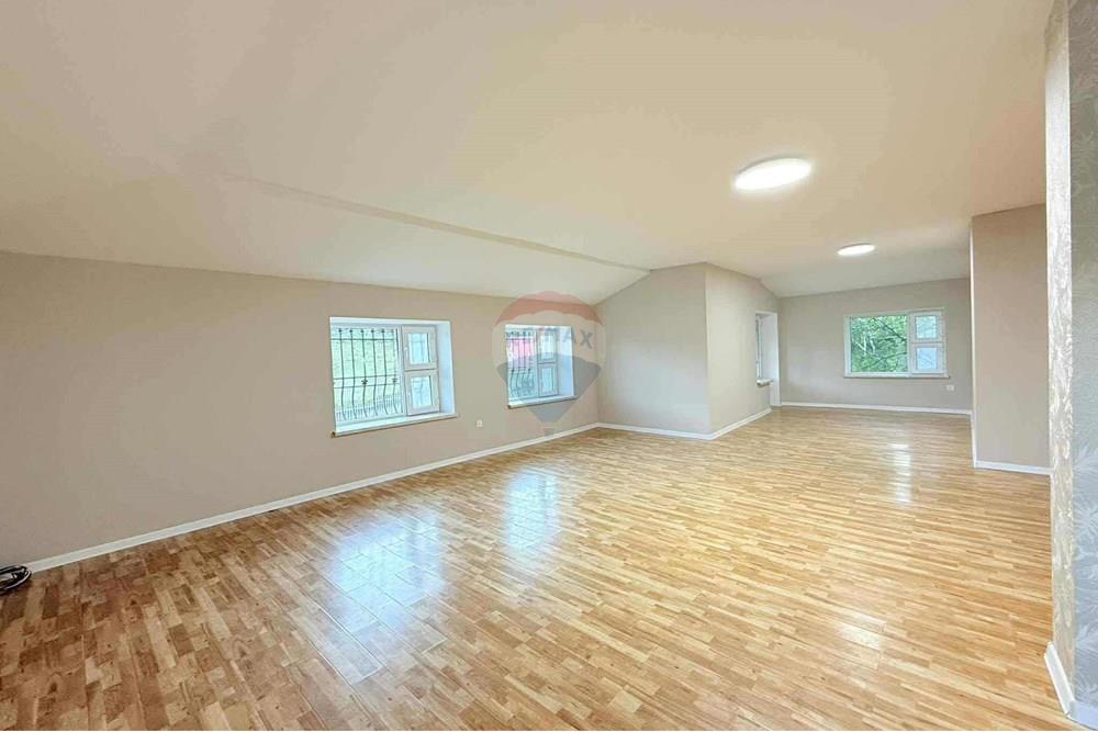 Residencial - Casa en dos niveles - Сүхбаатар, Монгол - MN - 8d61c73e-3125-4228-9877-f3b481e1b4b9.jpg - 119012252-109