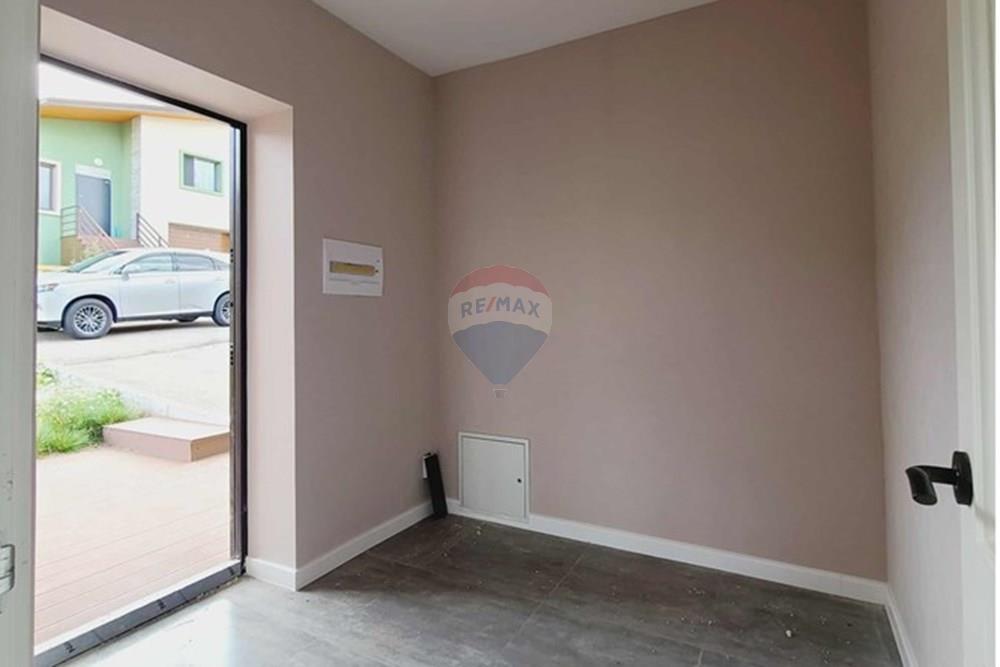 Residential - Townhouse - Khan-Uul, Mongolia - MN - d58d66d6-69d2-4173-82f9-8a6822d8bdbc.jpg - 119012247-95