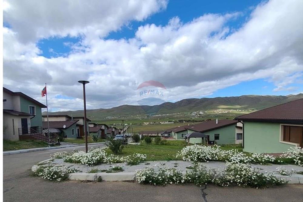 Residential - Townhouse - Khan-Uul, Mongolia - MN - 41d99492-1963-4081-8eb2-2afb852c336a.jpg - 119012247-95