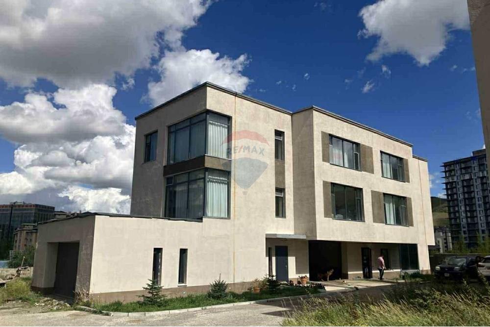 Residential - Townhouse - Khan-Uul, Mongolia - MN - 85c4a845-c371-4ddb-9d3e-25f32566c004.jpg - 119010002-119