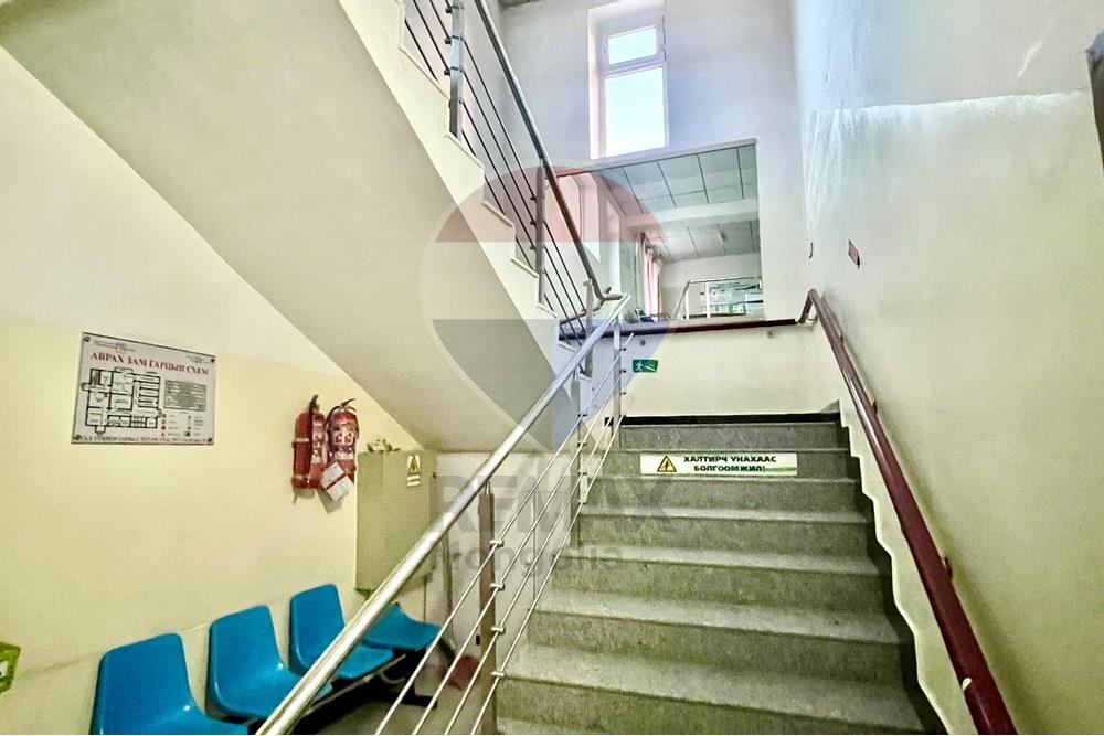 Prédio Habitacional - Whole apartment building - Дархан, Монгол - MN - IMG_7663.jpg - 119012152-352