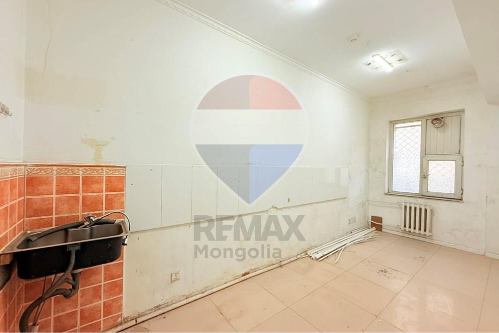 Commercial - Commercial/Retail - Chingeltei, Mongolia - MN - ff293099-de90-46d1-9b27-71417c0f66aa.jpg - 119012250-566