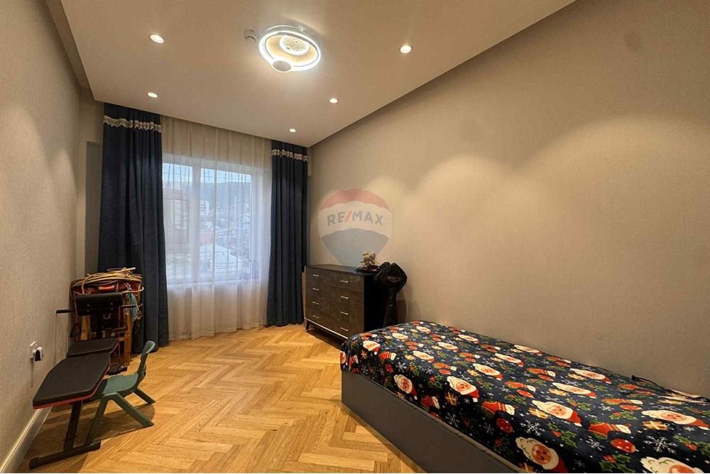 Residential - Parking - Khan-Uul, Mongolia - MN - 18.jpg - 119012121-707