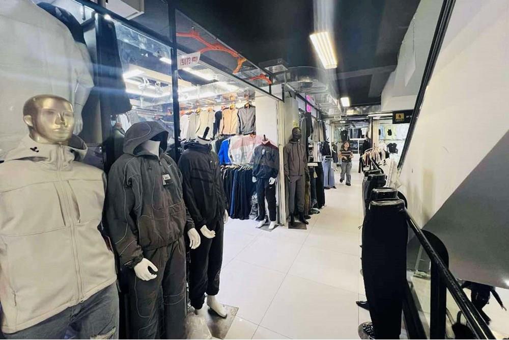 Commercial - Business - Bayangol, Mongolia - MN - 526967996_1020975666779620_6906869058488576134_n.jpg - 119012406-7