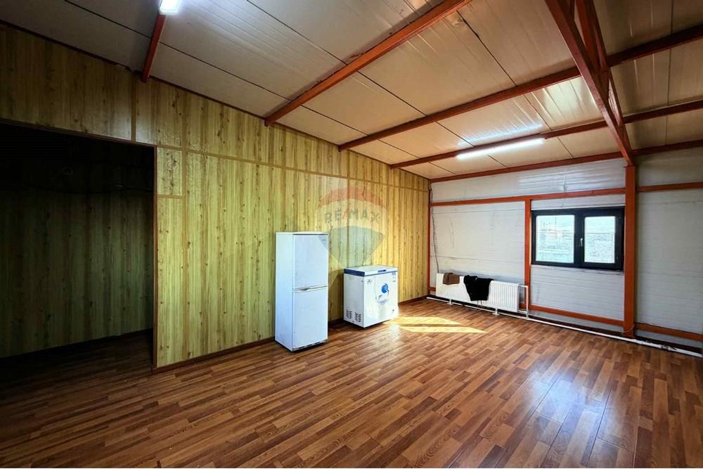 Comercial - Industria - Баянзүрх, Монгол - MN - 0ad09440-0a17-428a-91b5-41bb13b88be2.jpeg - 119012407-41