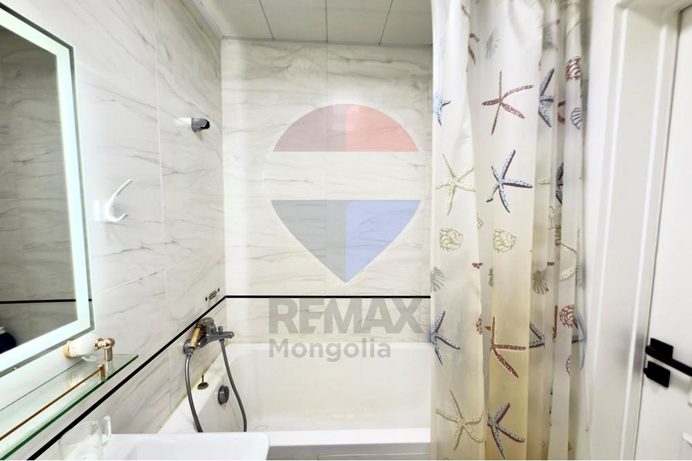 Residential - Block of Apartments - Khan-Uul, Mongolia - MN - IMG_4426.jpg - 119012282-112