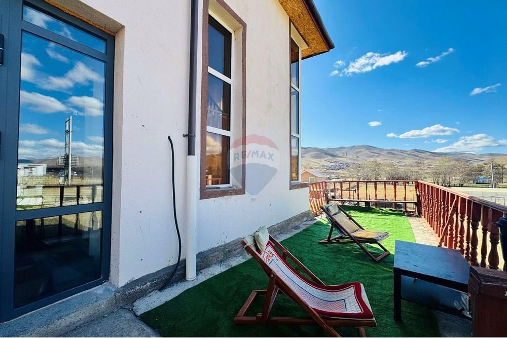 Résidentiel - Maison sur deux niveaux - Баянзүрх, Монгол - MN - 495269124_1654359502632967_7285195048869136084_n.jpg - 119012241-181