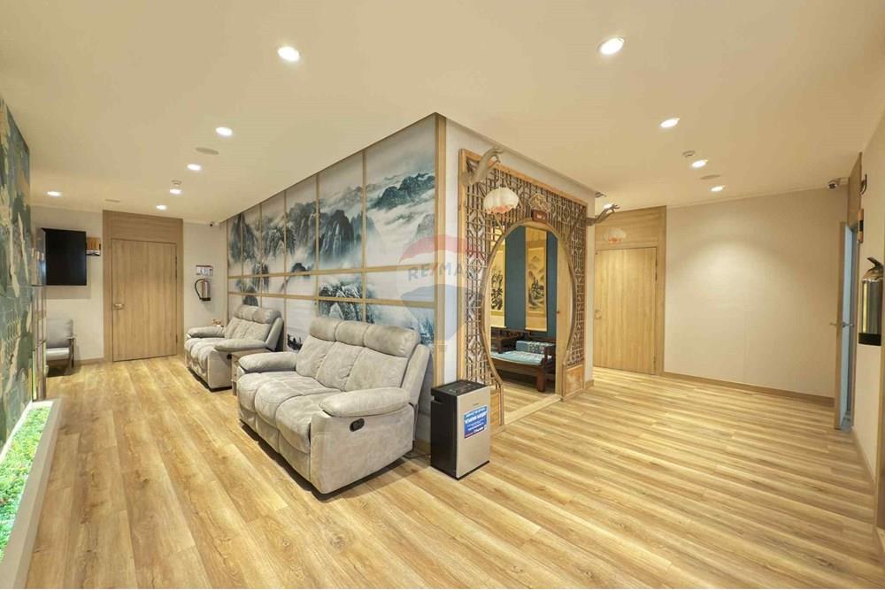 Commercial - Health Clinic - Sukhbaatar, Mongolia - MN - 3.jpeg - 119012231-244