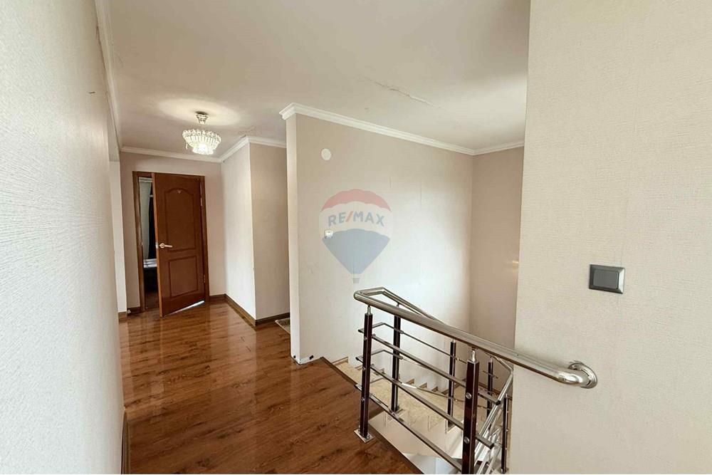 Wohnung - Haus mit zwei Ebenen - Баянзүрх, Монгол - MN - f6525f58-b3bb-470e-95c1-26734ad7b35e.jpg - 119030105-93