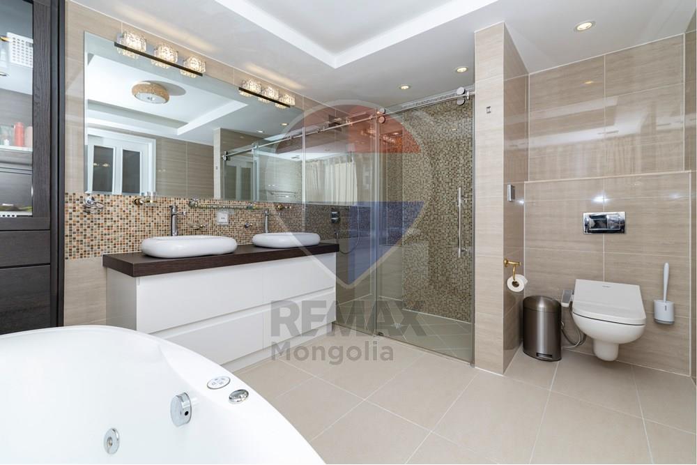 Residential - Duplex - Khan-Uul, Mongolia - MN - 0G0A4347.jpg - 119012206-317