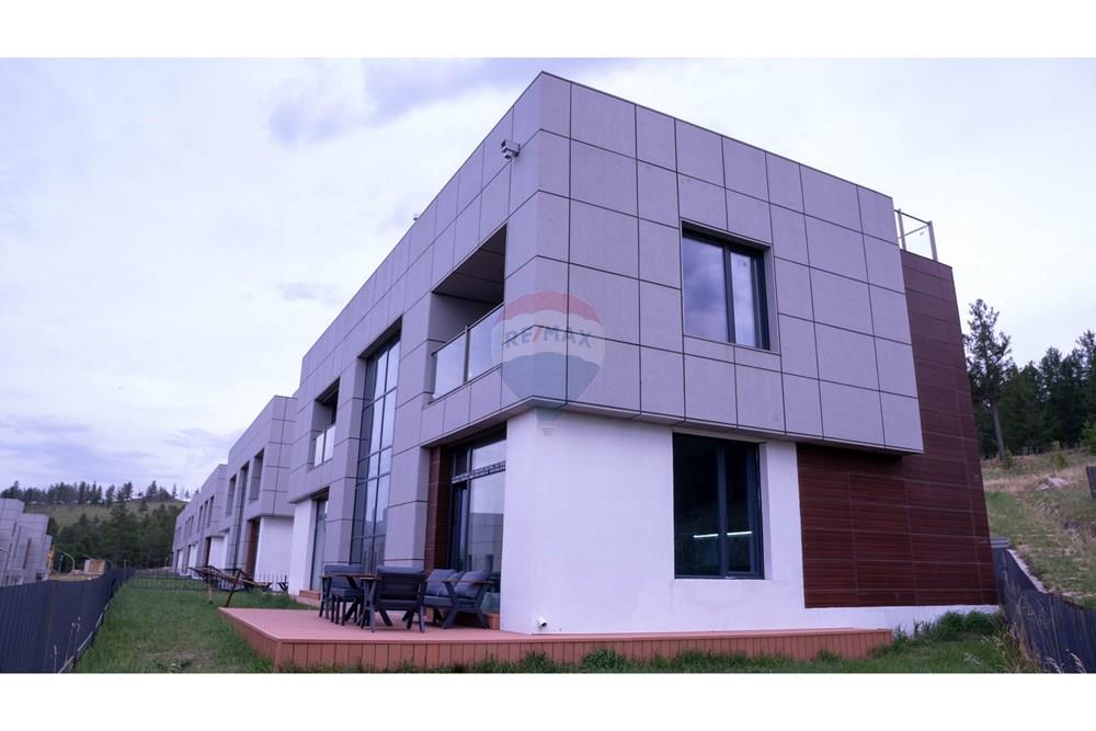 Residential - Two Level House - Bayanzurkh, Mongolia - MN - DSC01370.jpg - 119012362-80