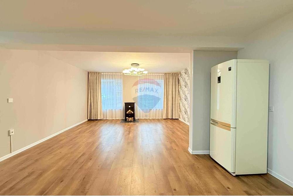 Residencial - Casa en dos niveles - Сүхбаатар, Монгол - MN - ec0226f7-cb7e-4e47-b1f4-a702a14e6581 (1).jpg - 119012252-109