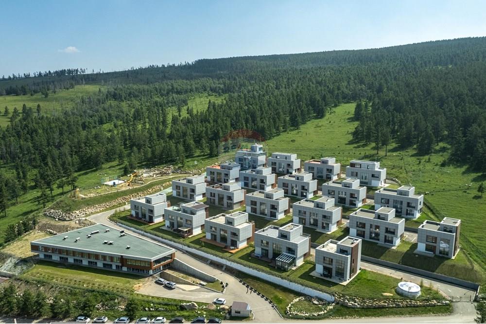 Residential - Two Level House - Bayanzurkh, Mongolia - MN - 473192220_1238593163900239_6170715365524219677_n.jpg - 119012362-80