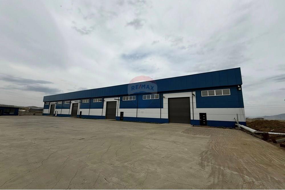 Commercial - Industrial - Songinokhairkhan, Mongolia - MN - 2.jpg - 119012370-103