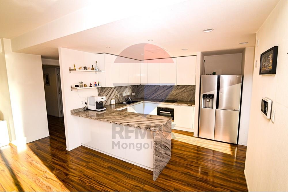 Residential - Condo/Apartment - Khan-Uul, Mongolia - MN - DSC_4909.JPG - 119010002-122