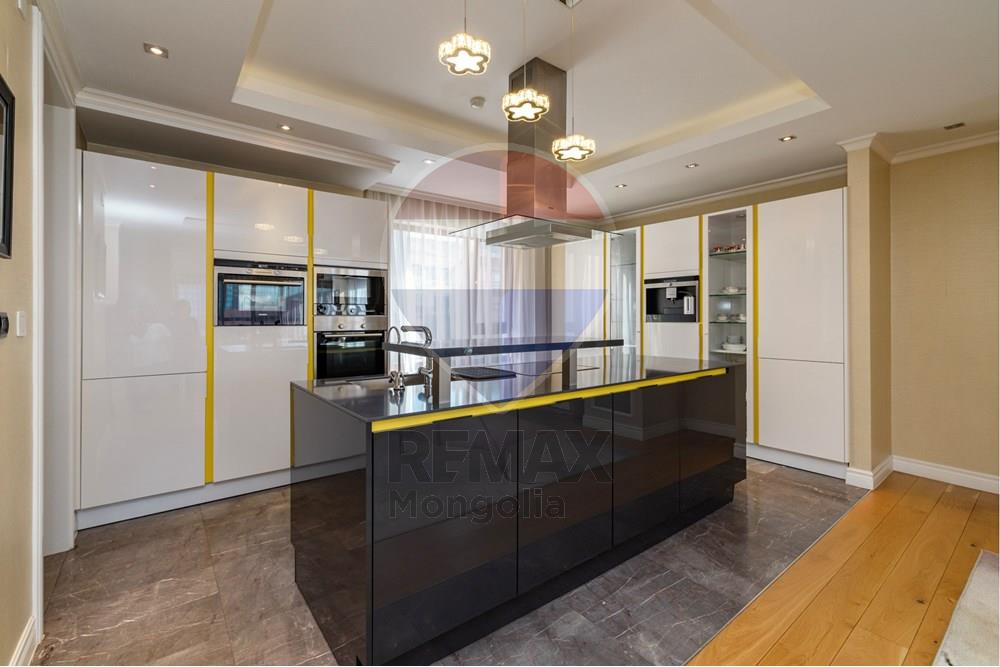 Residential - Duplex - Khan-Uul, Mongolia - MN - 0G0A4246.jpg - 119012206-317