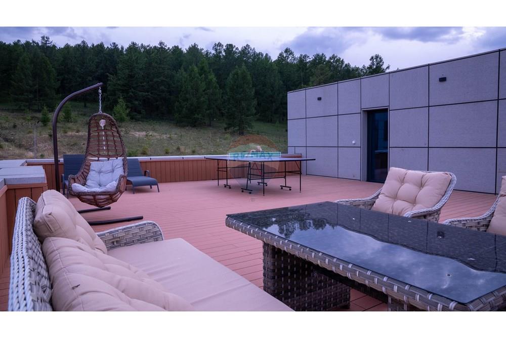 Residential - Two Level House - Bayanzurkh, Mongolia - MN - DSC01325.jpg - 119012362-80