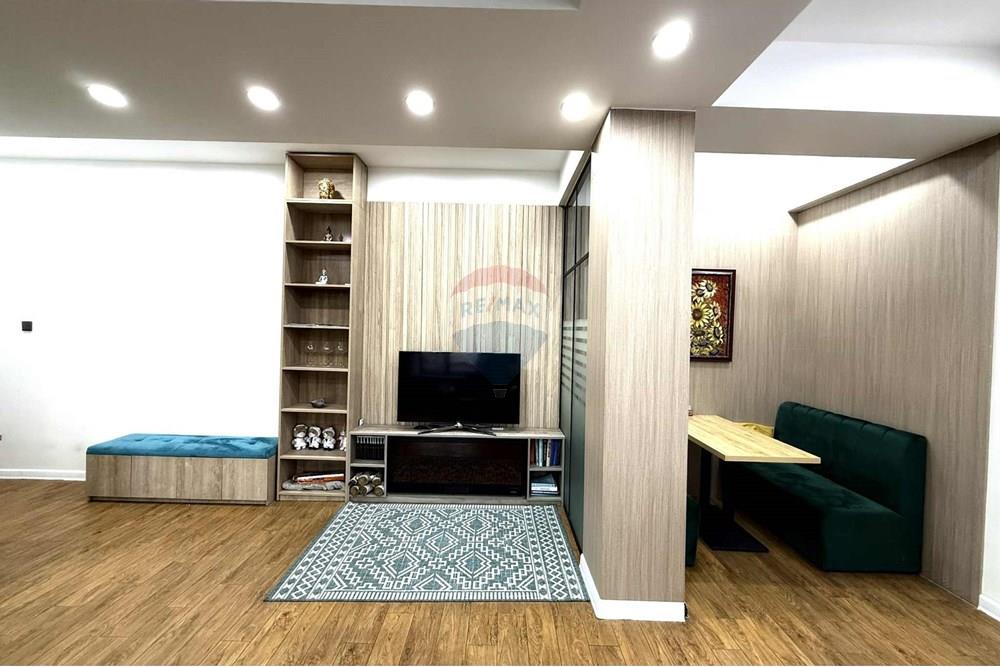 Comercial - Oficina - Сүхбаатар, Монгол - MN - fa064897-c89e-4025-9e32-88fb7c440bda.jpg - 119012401-156