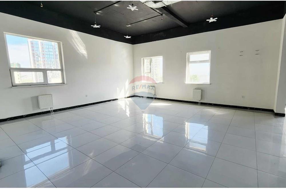 Commercial - Commercial/Retail - Khan-Uul, Mongolia - MN - 3.jpg - 119012298-95