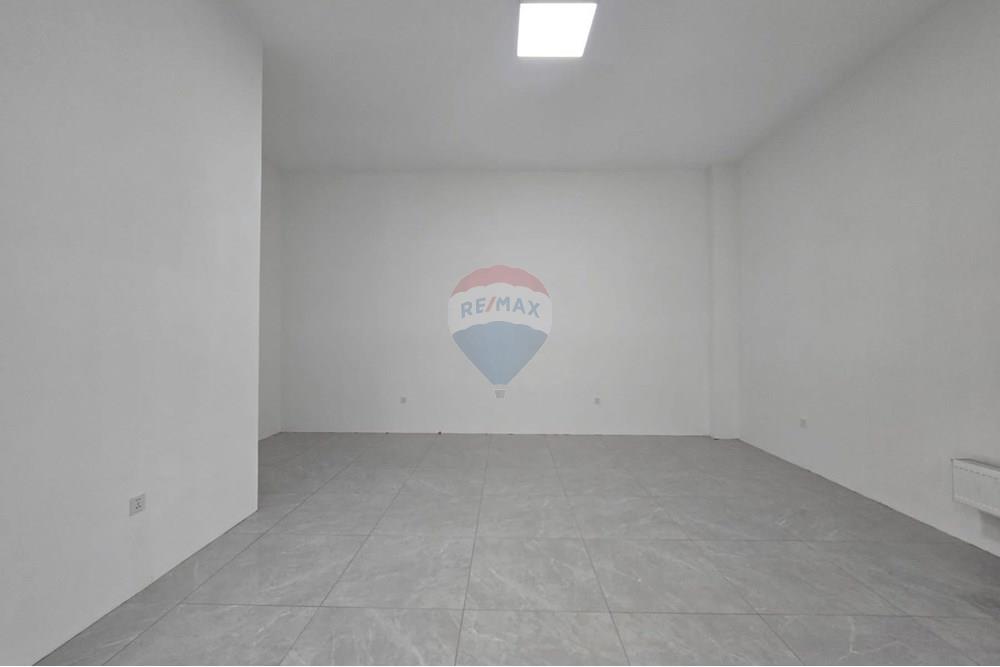 Commercial - Commercial/Retail - Bayanzurkh, Mongolia - MN - IMG_3757.jpeg - 119012395-377