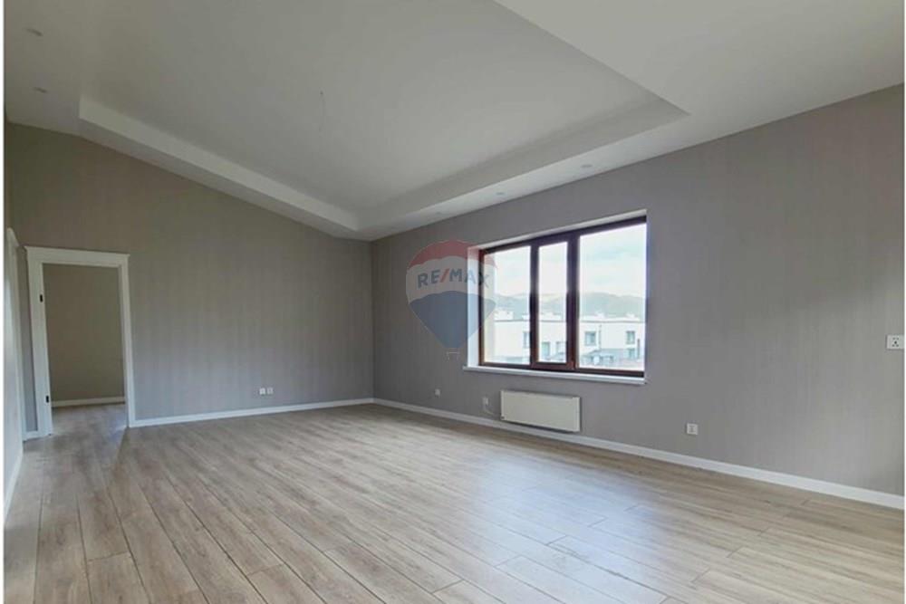 Residential - Townhouse - Khan-Uul, Mongolia - MN - 32fc2935-3647-40fa-9750-d53c4115b8b6.jpg - 119012247-95