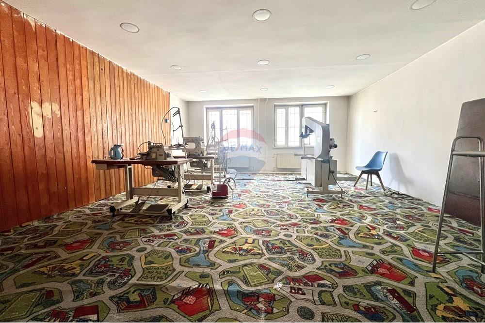 Commercial - Industrial - Bayangol, Mongolia - MN - 6.jpg - 119012342-38