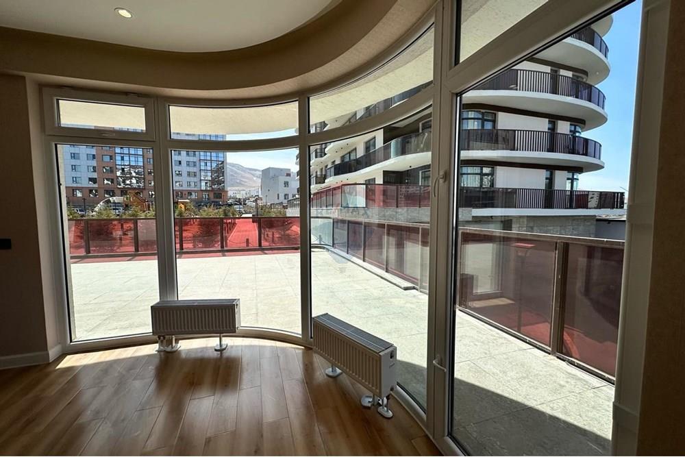 Residential - Condo/Apartment - Khan-Uul, Mongolia - MN - viber_image_2025-06-05_22-06-50-361.jpg - 119012384-28