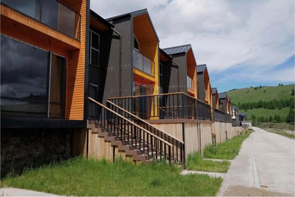 Residencial - Estacionamiento - Баянзүрх, Монгол - MN - 484846507_1120557706539527_1666668064756603331_n.jpg - 119012368-23