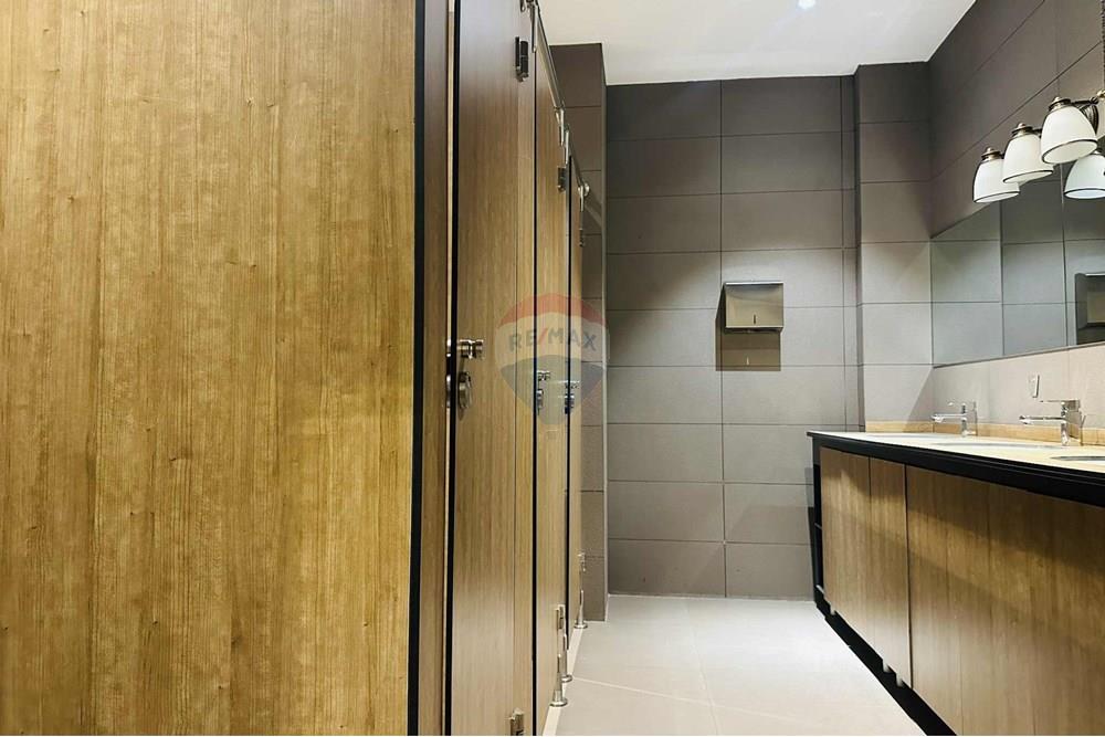 Commercial - Business - Bayangol, Mongolia - MN - 3d9b3e62-762e-4ea0-8749-20250686e9be.jpeg - 119030130-15