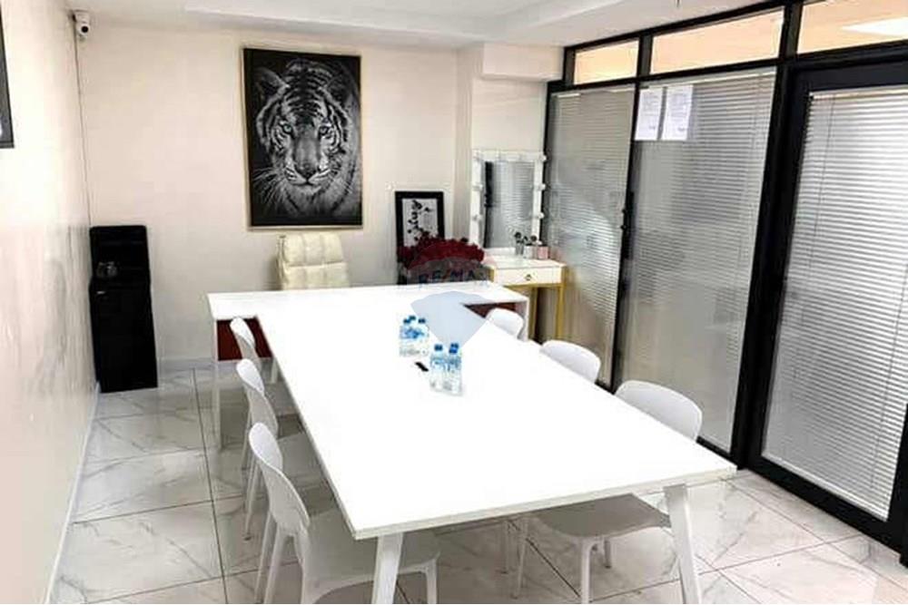 Comercial - Oficina - Чингэлтэй, Монгол - MN - 9022a12508c7785e25b8df2313d3f409.JPEG - 119012201-272