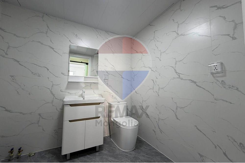 Commercio - Health Clinic - Баянзүрх, Монгол - MN - 609631984_874035922017492_6750011901041857350_n.jpg - 119012401-177