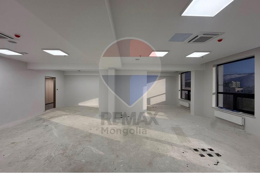 Commercial - Office - Khan-Uul, Mongolia - MN - 603807685_735841292906904_5932474922436693057_n.jpg - 119012369-223
