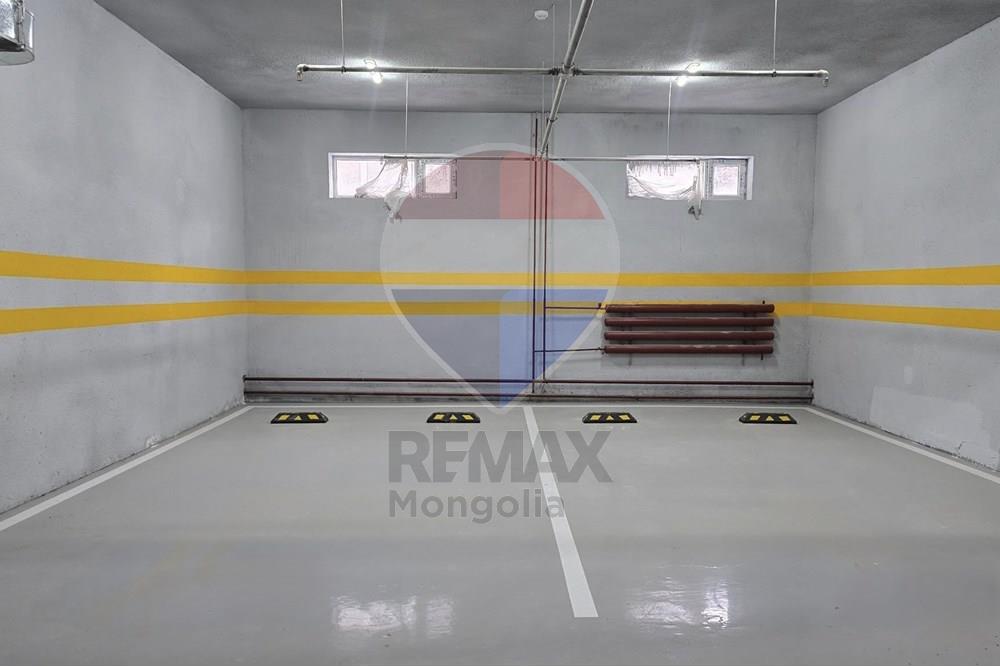 Residential - Parking - Sukhbaatar, Mongolia - MN - 589937826_25254234634215861_1816442975230452915_n.jpg - 119012043-664