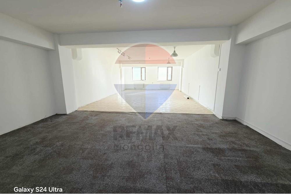 Commercial - Office - Bayangol, Mongolia - MN - 577915182_834199235788153_3953054534658590285_n.jpg - 119012043-650