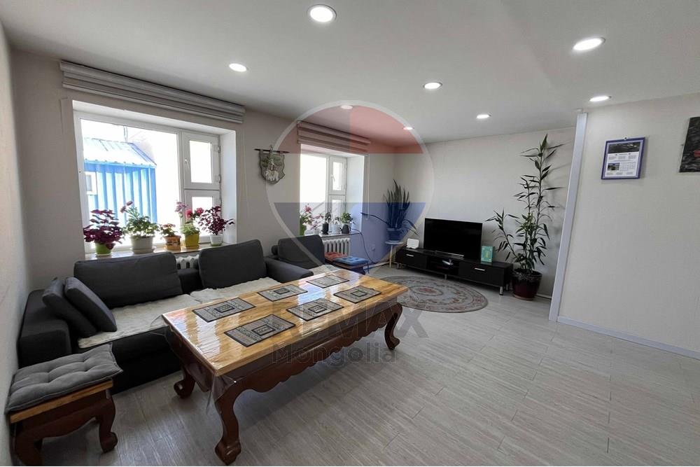 Residenziale - Casa su più livelli - Дархан, Монгол - MN - 599843967_1623476239096487_885046430745537352_n.jpg - 119012219-1179