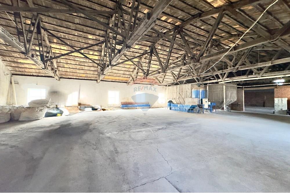 Commercial - Industrial - Songinokhairkhan, Mongolia - MN - IMG_9253.jpg - 119012165-435